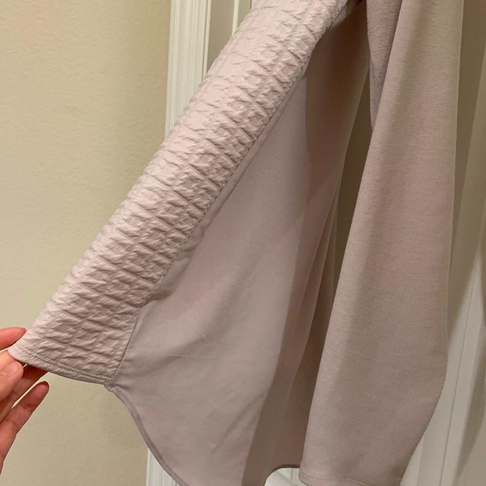 Sweater - Picture 3 of 6